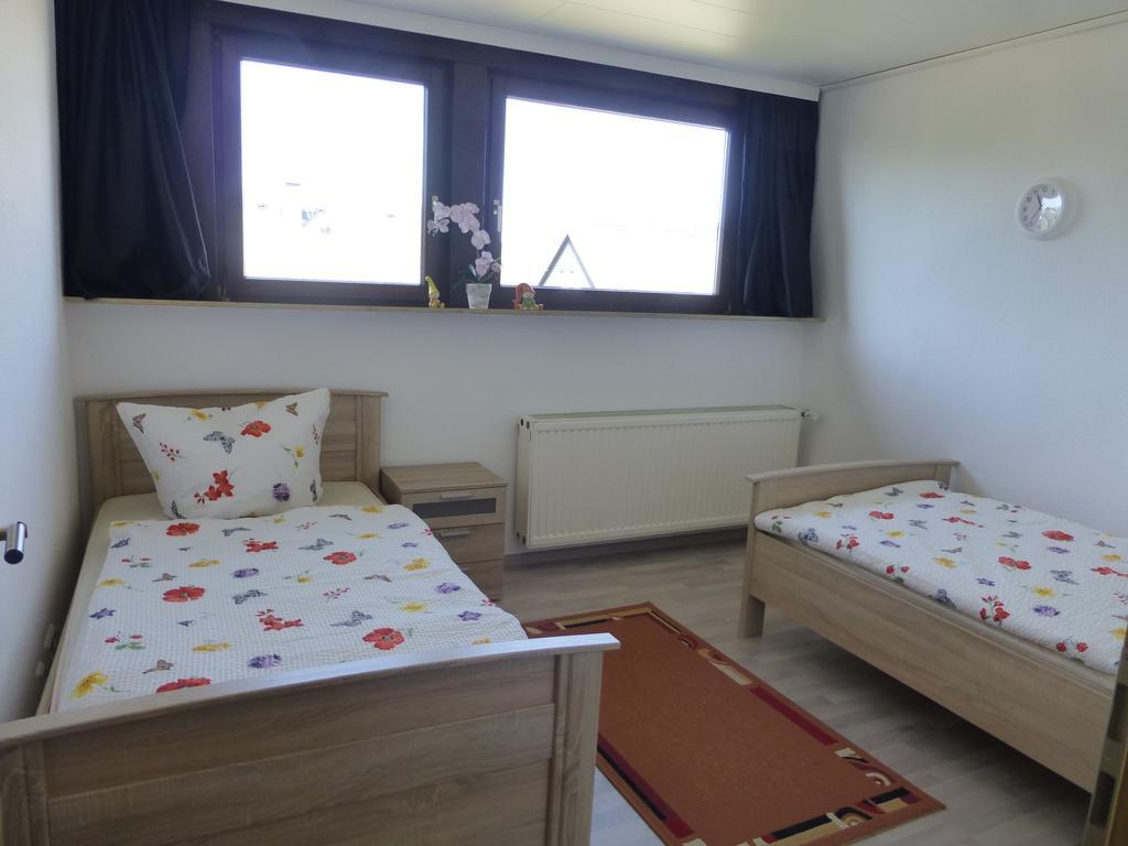 Ferienwohnung Irmgard Und Ferienwohnung Gerlinde Waldbrunn  Pokoj fotografie