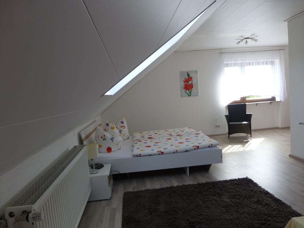Ferienwohnung Irmgard Und Ferienwohnung Gerlinde Waldbrunn  Pokoj fotografie